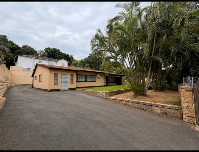 3 BEDROOM HOUSE FOR SALE IN YELLOWWOOD PARK
